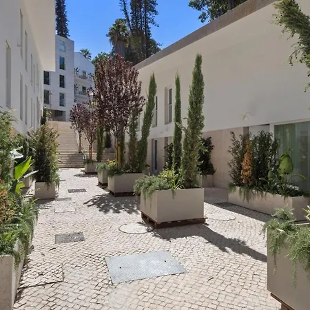 Luxury 2-bedroom Townhouse In Principe Real Prázdninový dům