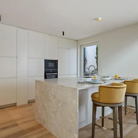 Luxury 2-bedroom Townhouse In Principe Real