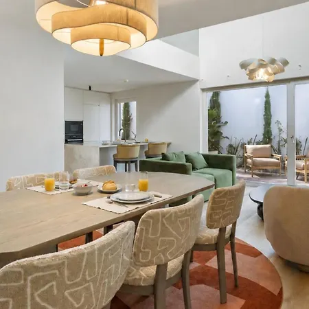 Luxury 2-bedroom Townhouse In Principe Real * Lisboa