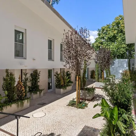 Luxury 2-bedroom Townhouse In Principe Real Lisboa